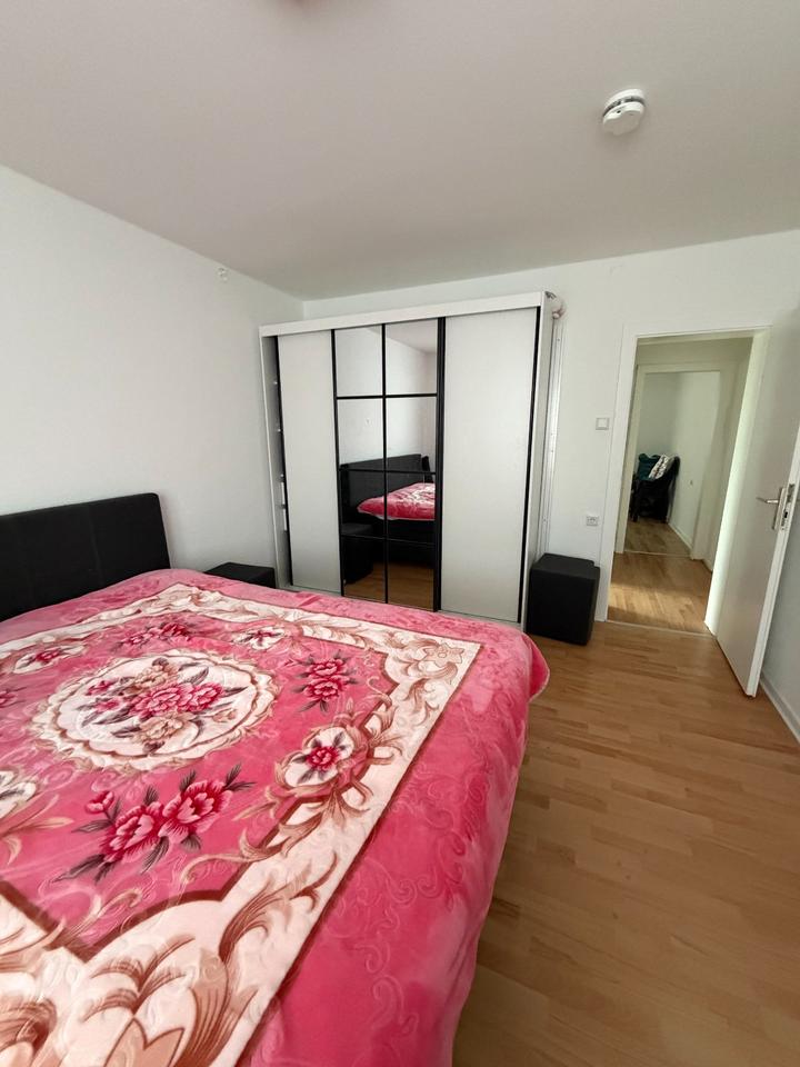 Thumbnail-Renovierte 3-Zimmer-Wohnung mit Balkon (WG-geeignet)