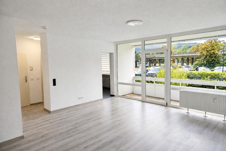Thumbnail-Schöne helle 2-Zimmer-Wohnung mit Einbauküche in Trier Nord