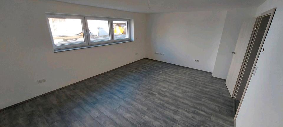 Thumbnail-3-Zi Souterrainwohnung in Salz, 62qm, Stellplatz