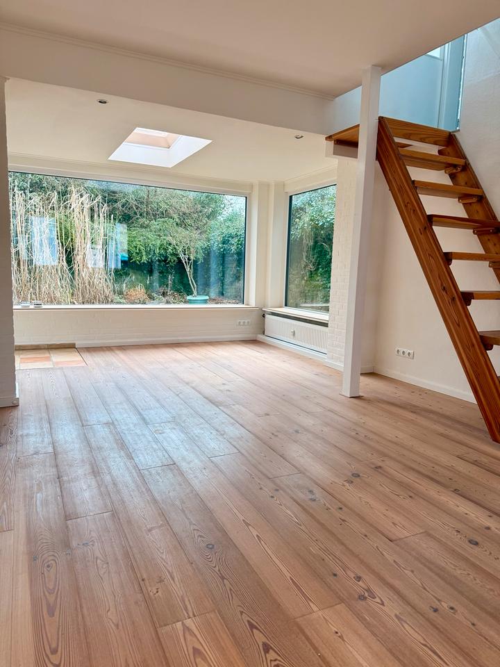 Thumbnail-Schöner Bungalow mit Garten mitten im Zentrum