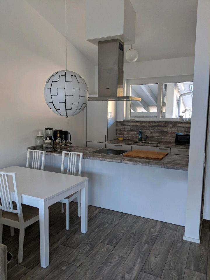 Thumbnail-2 -Zimmer Wohnung 60m² inkl. hochwertiger Einbauküche teilmöbl.