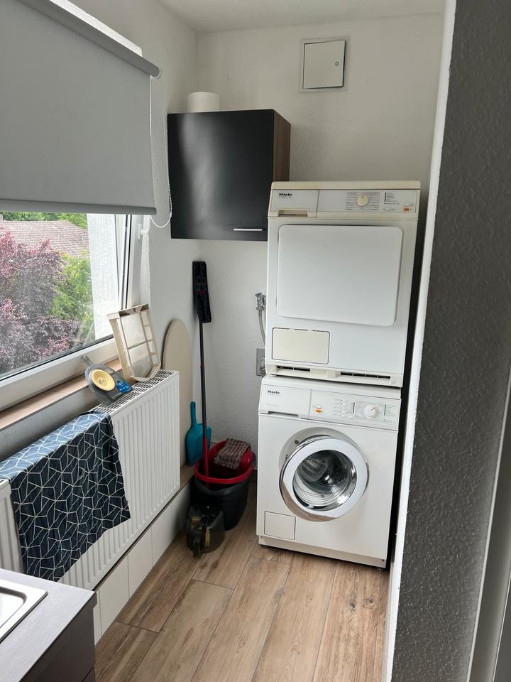 Thumbnail-Kleine Dachgeschoss Wohnung 1 ZKB