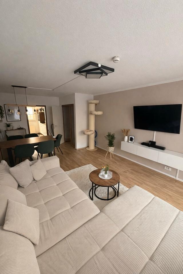 Thumbnail-Stilvolle Erdgeschosswohnung mit Garten und Stellplatz