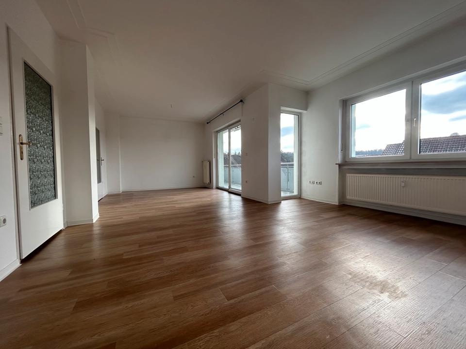 Thumbnail-Schöne, helle Wohnung in Kleinrinderfeld mit Garten