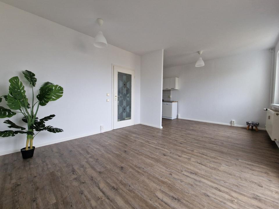 Thumbnail-Schöne 3-Zimmer-Wohnung mit Balkon – WG geeignet