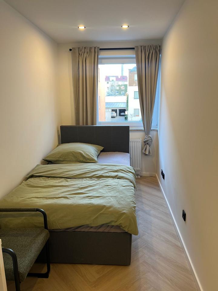 Thumbnail-WG-Zimmer in Nürnberg (Adamstraße) – möbliert & frisch saniert