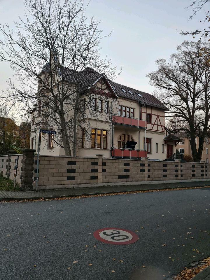 Thumbnail-Wunderschöne 3 Raumwohnung mit großem Balkon und Ankleidezimmer