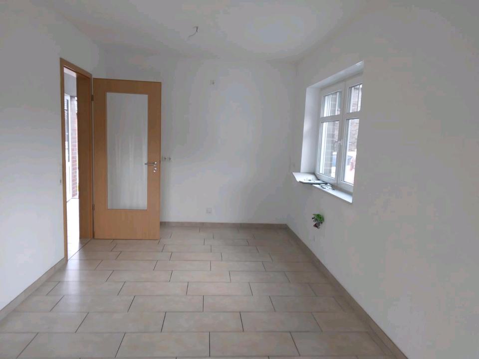 Thumbnail-Doppelhaushälfte in Leerhafe zu vermieten