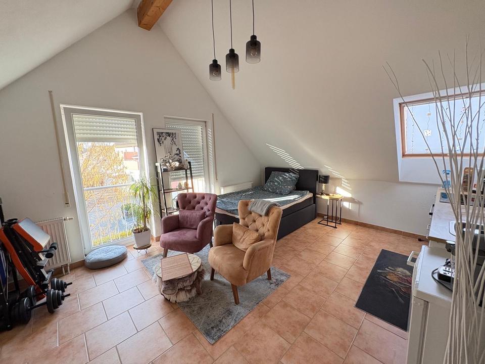 Thumbnail-Helle 1 Zimmer Wohnung in Ispringen