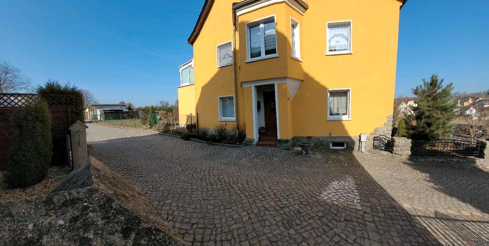 Thumbnail-Charmante Einliegerwohnung mit großen GartenGarage&Kamin!