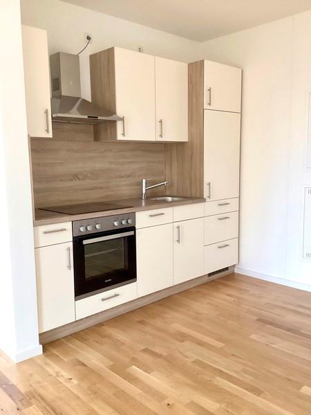 Thumbnail-Rollstuhlgerechte 2-Zimmer-Wohnung mit hochwertiger Ausstattung, Einbauküche und Balkon!