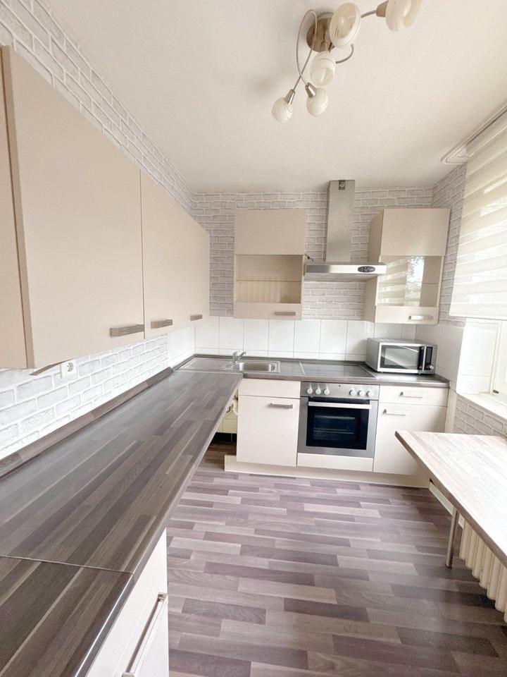 Thumbnail-Einziehen & wohlfühlen – teilmöblierte 3-Zimmer-Wohnung mit Balkon