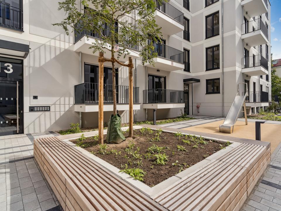 Thumbnail-Erstbezug mit Stil: Helle 2-Zimmer-Wohnung mit Einbauküche und Balkon