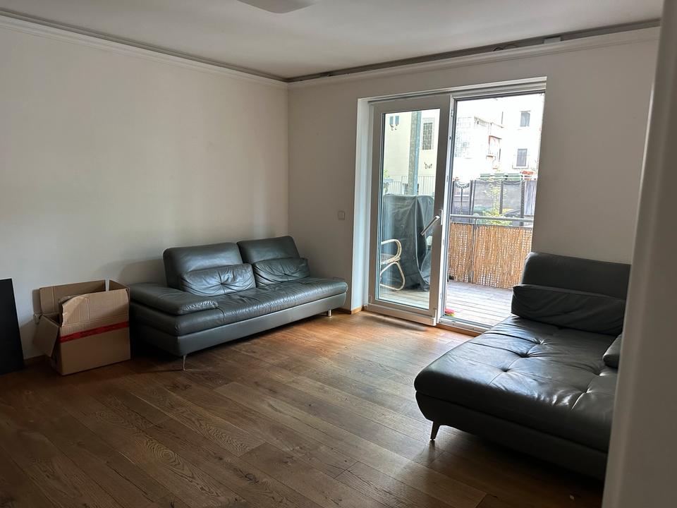 Thumbnail-Wohnung mit 4 Zimmer+Stellplatz zum Verkauf -Privat-PROVISIONFREI