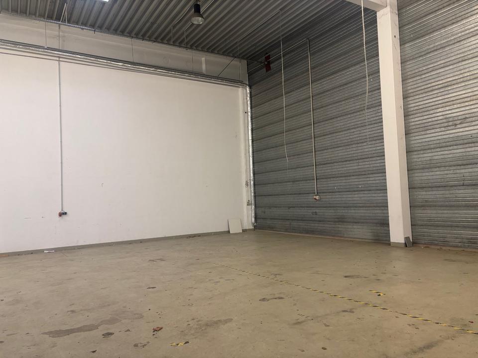 Thumbnail-Lagerhalle