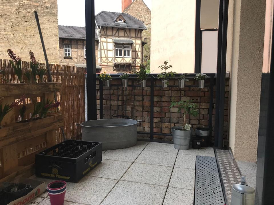 Thumbnail-Zentrale Wohnung mit moderner Einbauküche und Balkon