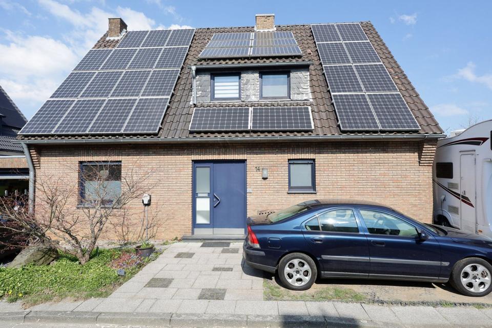 Thumbnail-Zweifamilienhaus in Meerbusch Lank-Latum