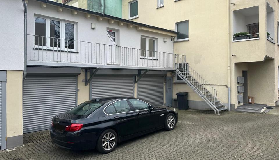 Thumbnail-Gewerbeeinheit mit Bürofläche im 1. OG und Lager im EG – Nähe Universitätsklinikum Essen