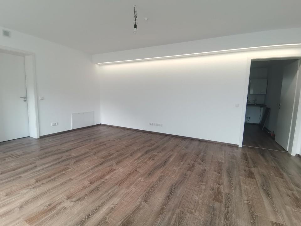 Thumbnail-Schöne 2-Zimmer-Wohnung (64 m²) mit großer Terrasse zu vermieten