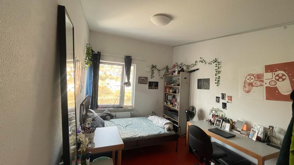 Thumbnail-Ein hübsches Zimmer mit Blick auf den Fluss für 2 Monate