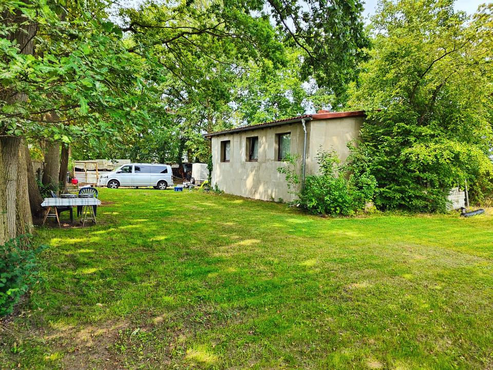 Thumbnail-Grundstück mit einem alten Haus