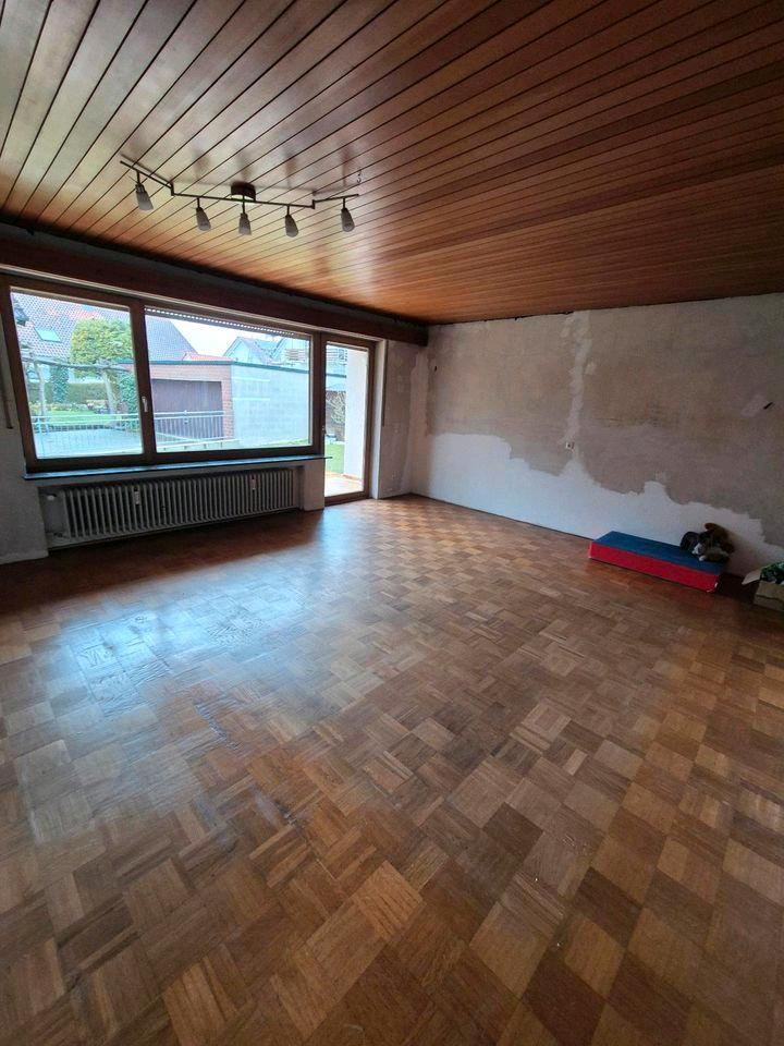 Thumbnail-5-Zimmer- Whg. mit eigenem Garten in 71083 Herrenberg- Kuppingen