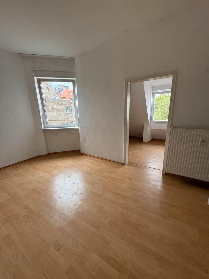 Thumbnail-Helle 2-Zimmer-Dachgeschosswohnung in Mannheim Neckarstadt-Ost