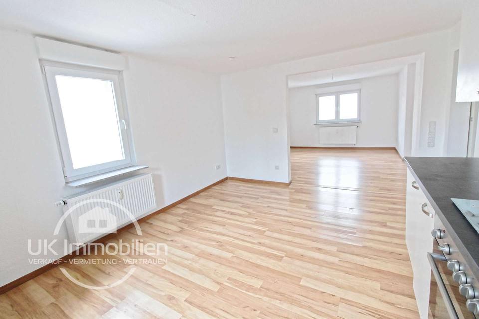 Thumbnail-3,5-Zi-Maisonette in Eckenheim mit kleiner Dachterrasse