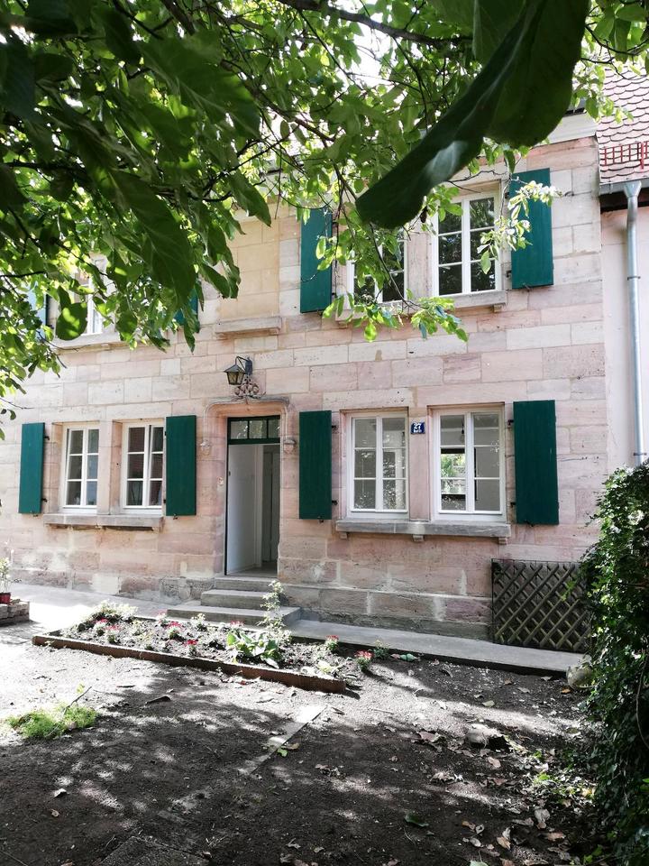 Thumbnail-Einfamilienhaus in Heilsbronn