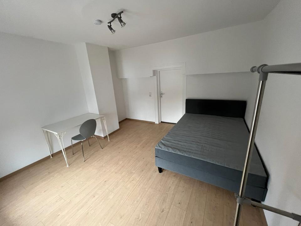 Thumbnail--Hochwertig und neuwertig modernisiertes WG Zimmer-