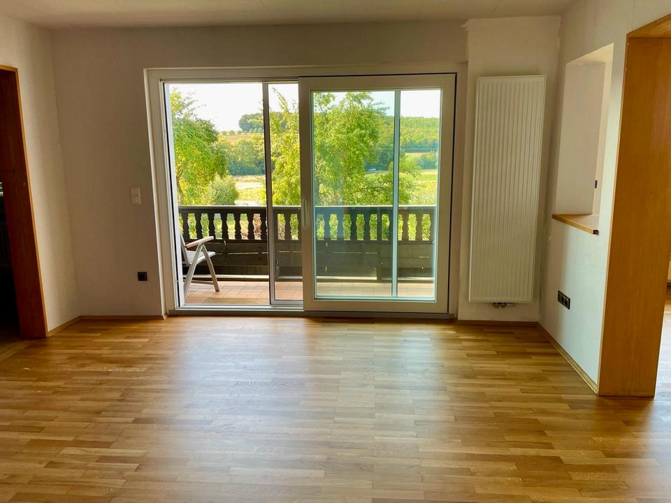 Thumbnail-Top renovierte 4-Zimmer-Wohnung in ruhiger Lage von Hettstadt