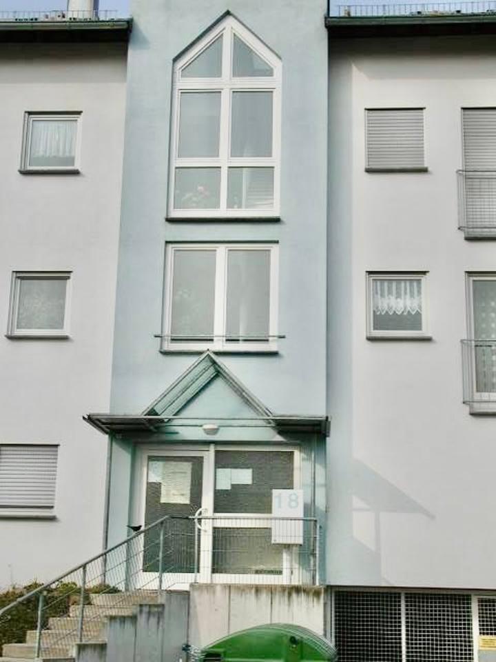 Thumbnail-Kaufpreis : 6.480 € = 4,5 % - 1 ZW 30m² 1.OG + TG in Ludwigsburg