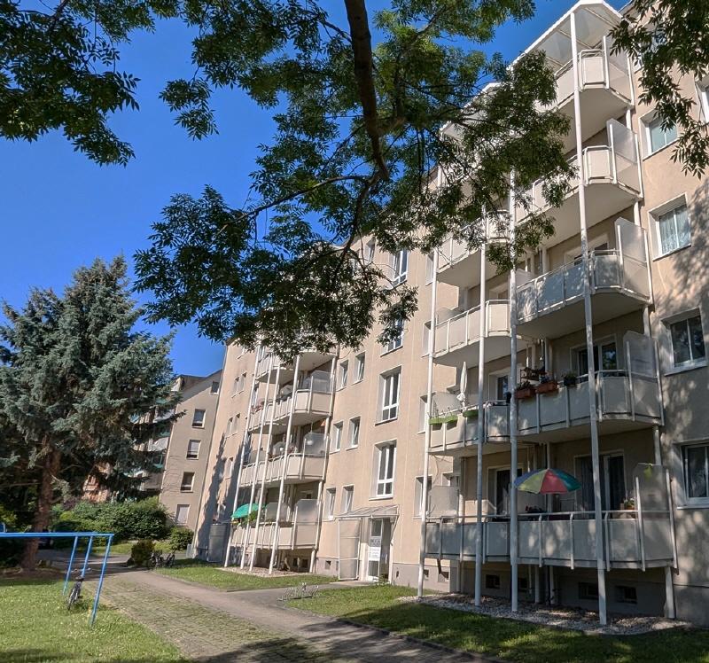 Thumbnail-Plauen...mit Balkon! 2-Zi.-Whg. im 4. OG - frei ab Februar