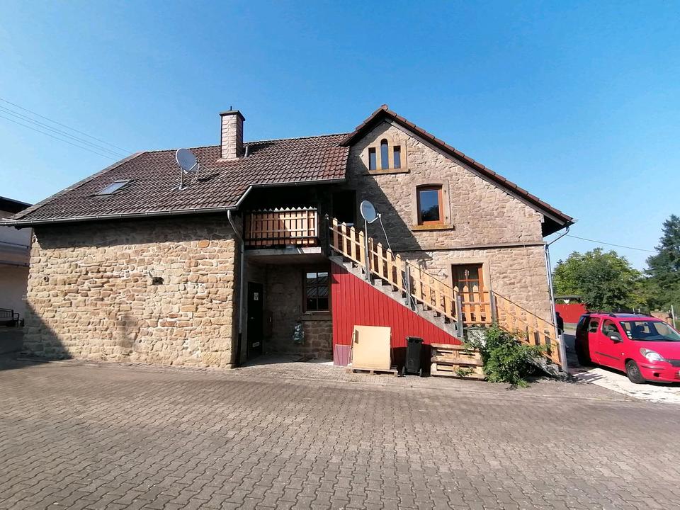 Thumbnail-Charmantes Zweifamilienhaus in ruhiger Lage