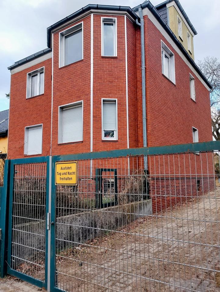 Thumbnail-Zweifamiienhaus Berlin Marienfelde