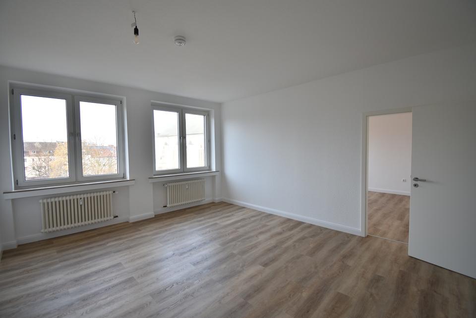 Thumbnail-E-City! Renovierte 3-Zimmer-Whg zu vermieten