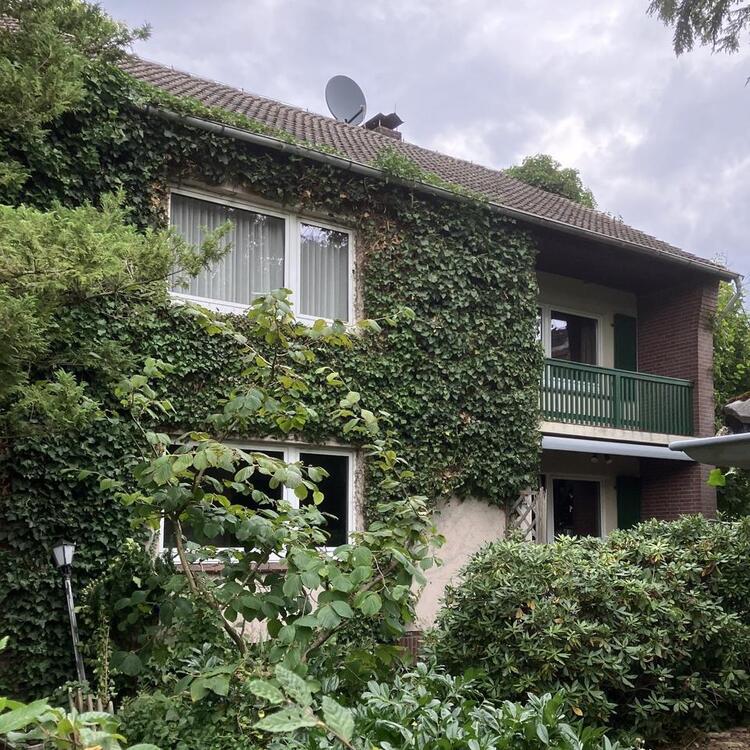 Thumbnail-Charmantes Einfamilienhaus mit viel Potential