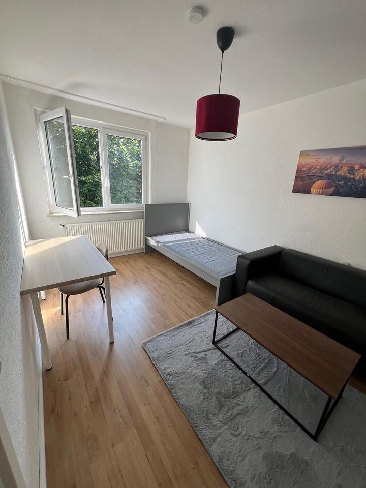 Thumbnail-möbliertes WG- Zimmer für Studenten Azubi
