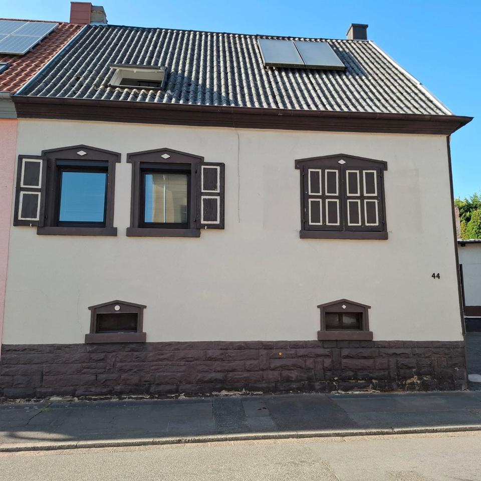 Thumbnail-Sehr gepflegtes 2-Familienhaus+ sep. Werkstatt in Niederwürzbach