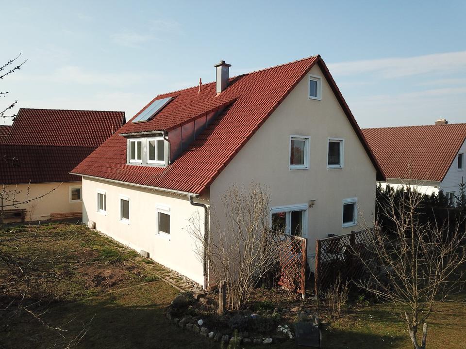 Thumbnail-Großes Einfamilienhaus (Zweifamilienhaus)