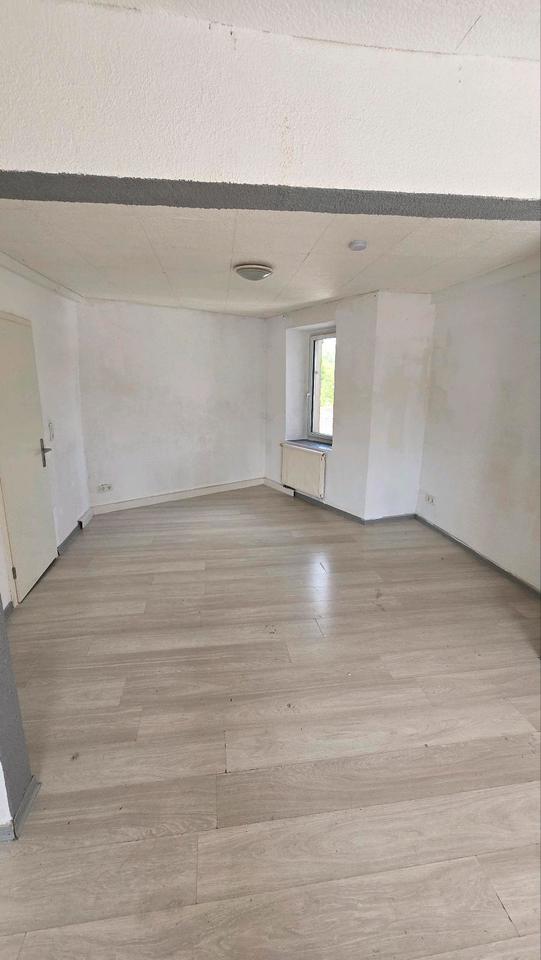 Thumbnail-2-3 ZKB Wohnung ab sofort zu vermieten
