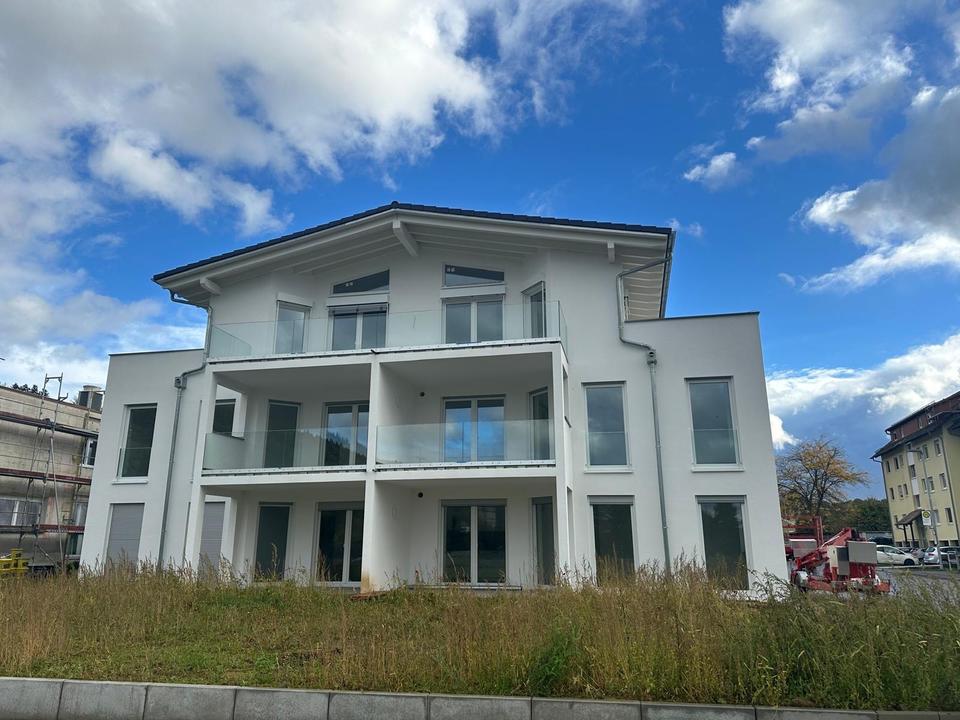 Thumbnail-Erstbezug: Moderne 3-Zimmer-Wohnung mit Blick auf Burg Hornberg