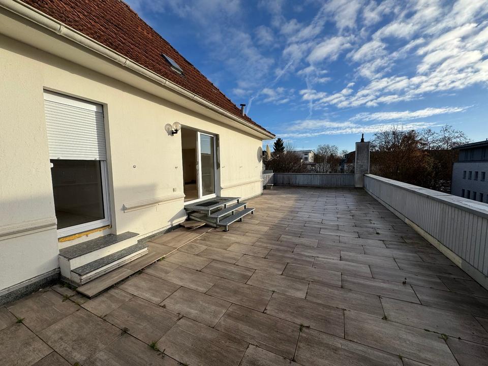 Thumbnail-Herford Innenstadt, helle komplett renovierte 34 Zi.-Küche-Bad-Dachterrasse-Wohnung im 2.OG Denkmalschutzobjekt