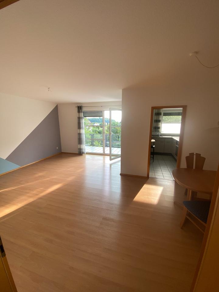 Thumbnail-3-Zimmer-Etagenwohnung mit herrlichem Ausblick