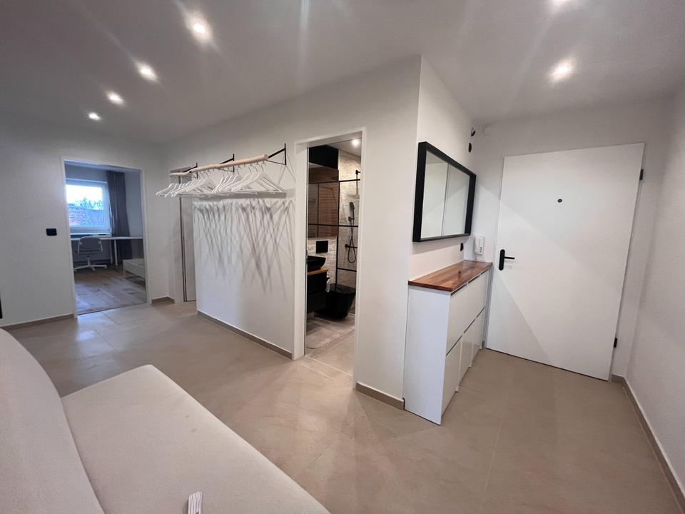 Thumbnail-Erstbezug nach Sanierung 3-Zimmer-Wohnung mit Bergsicht SüdWest