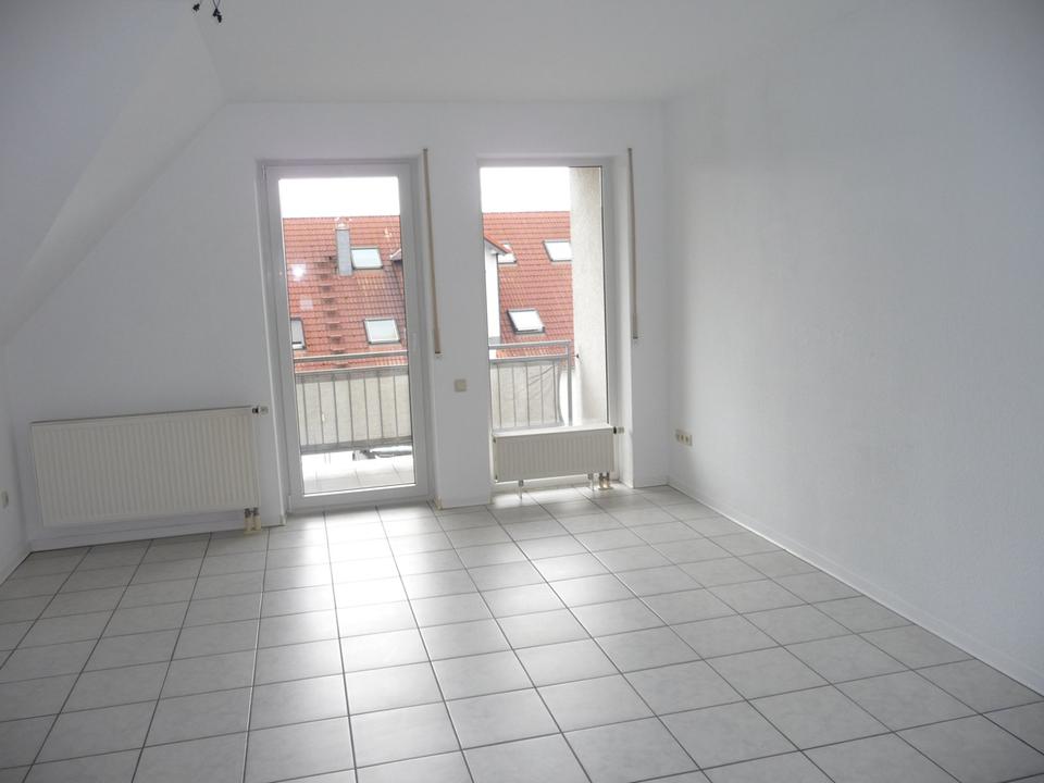 Thumbnail-Sehr gepflegte 3- Zimmer-DG-Wohnung