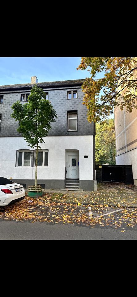 Thumbnail-Traumhaft frischt sanierte 2 Zimmer Wohnung