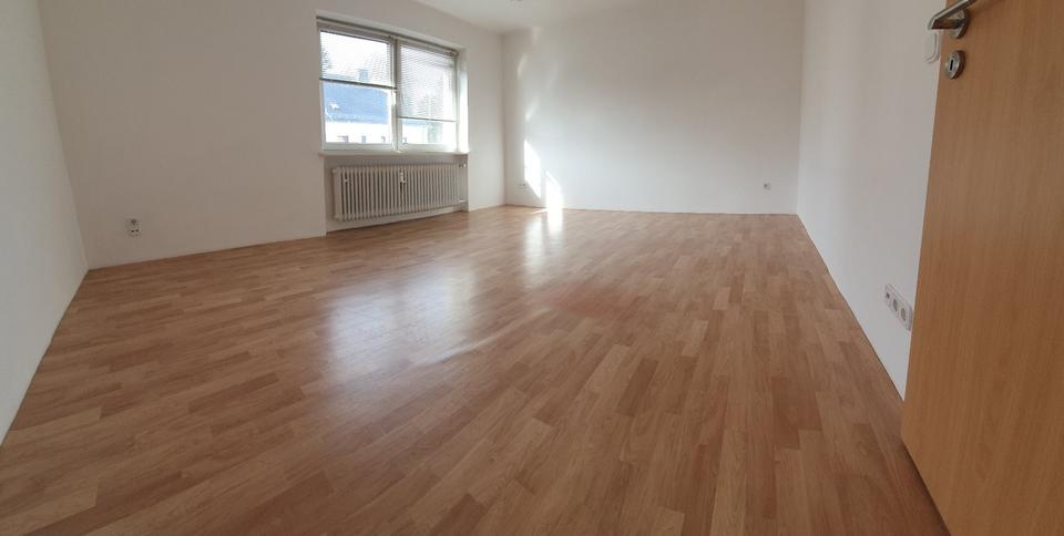 Thumbnail-Wohnung in 95173 Schönwald, 3 Zimmer, Küche, Bad, Kammer, 78qm