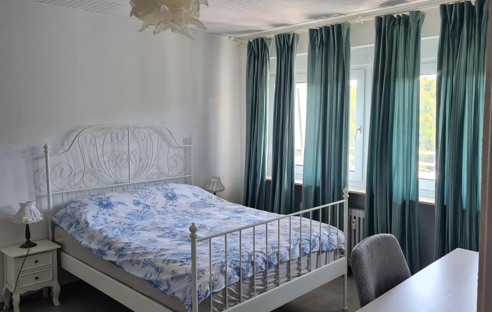 Thumbnail-Möblierte 4 Zimmer Wohnung in Neunkirchen-Wellesweiler