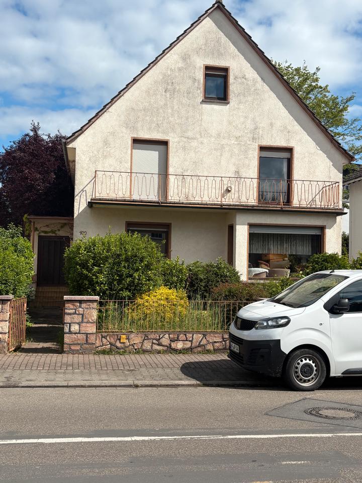 Thumbnail-Viel Platz für Wohnträume: Freistehendes Mehrgenerationenhaus mit